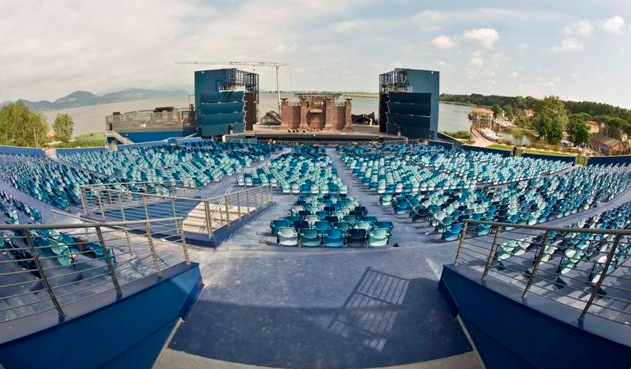 A new open-air theatre to celebrate Giacomo Puccini, 150 years after his birth.